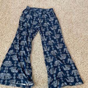 Flowy pants with elastic waist